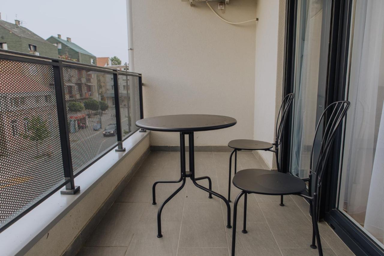 Sunshine Apartments - Valjevo Luaran gambar
