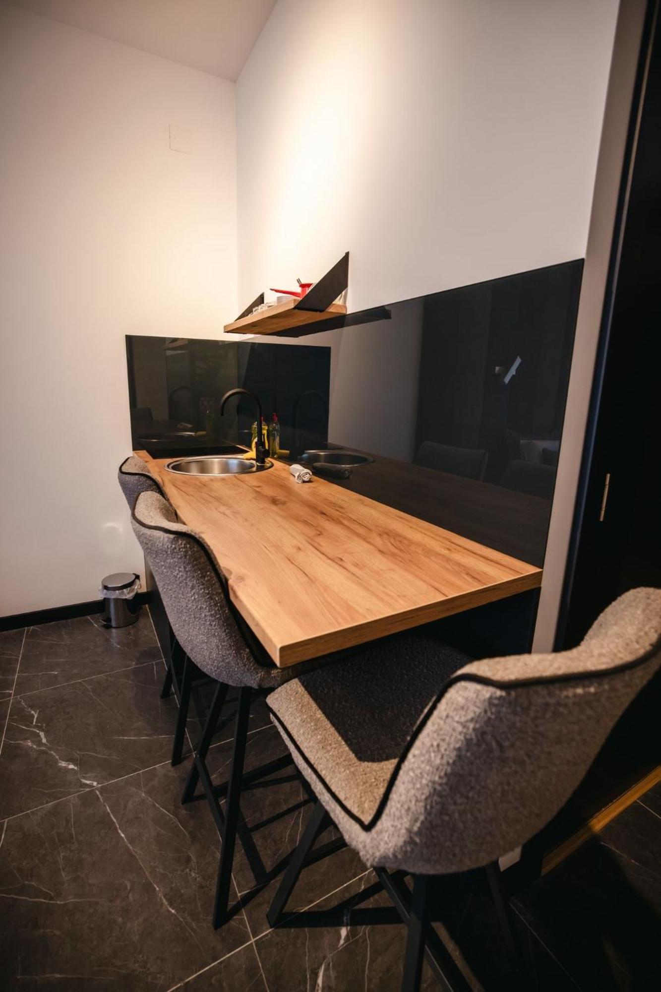 Sunshine Apartments - Valjevo Luaran gambar
